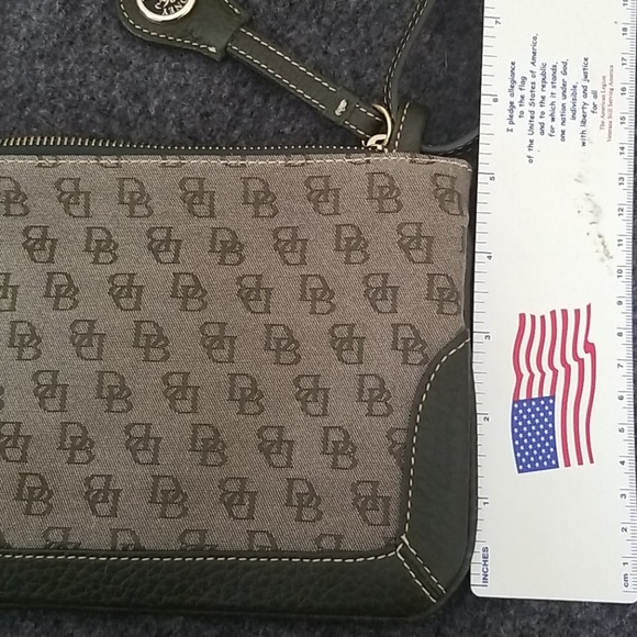 Dooney Bourke Mini Purse - Picture 6 of 8